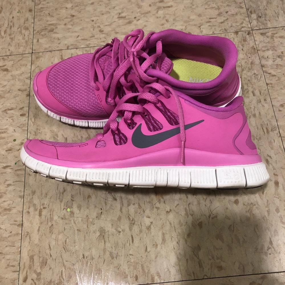 Nike free runs